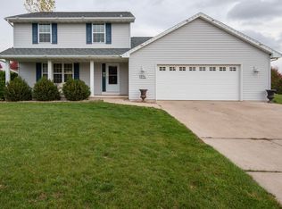 408 Tivoli Trl, Denmark, WI 54208