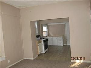 2nd image of 2036 Elmwood Ave