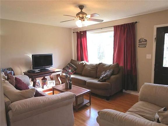 2nd image of 329 Clearview Dr