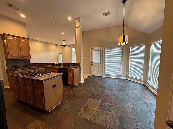 3rd image of 14718 Leighwood Creek Ln