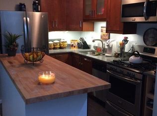 1004 Kenzie Dr, Pittsburgh, PA 15205