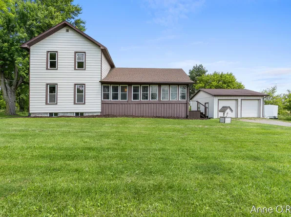 2811 E Vermontville Hwy, Charlotte, MI 48813