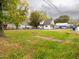 511 W Strang St, Rockwood, TN 37854