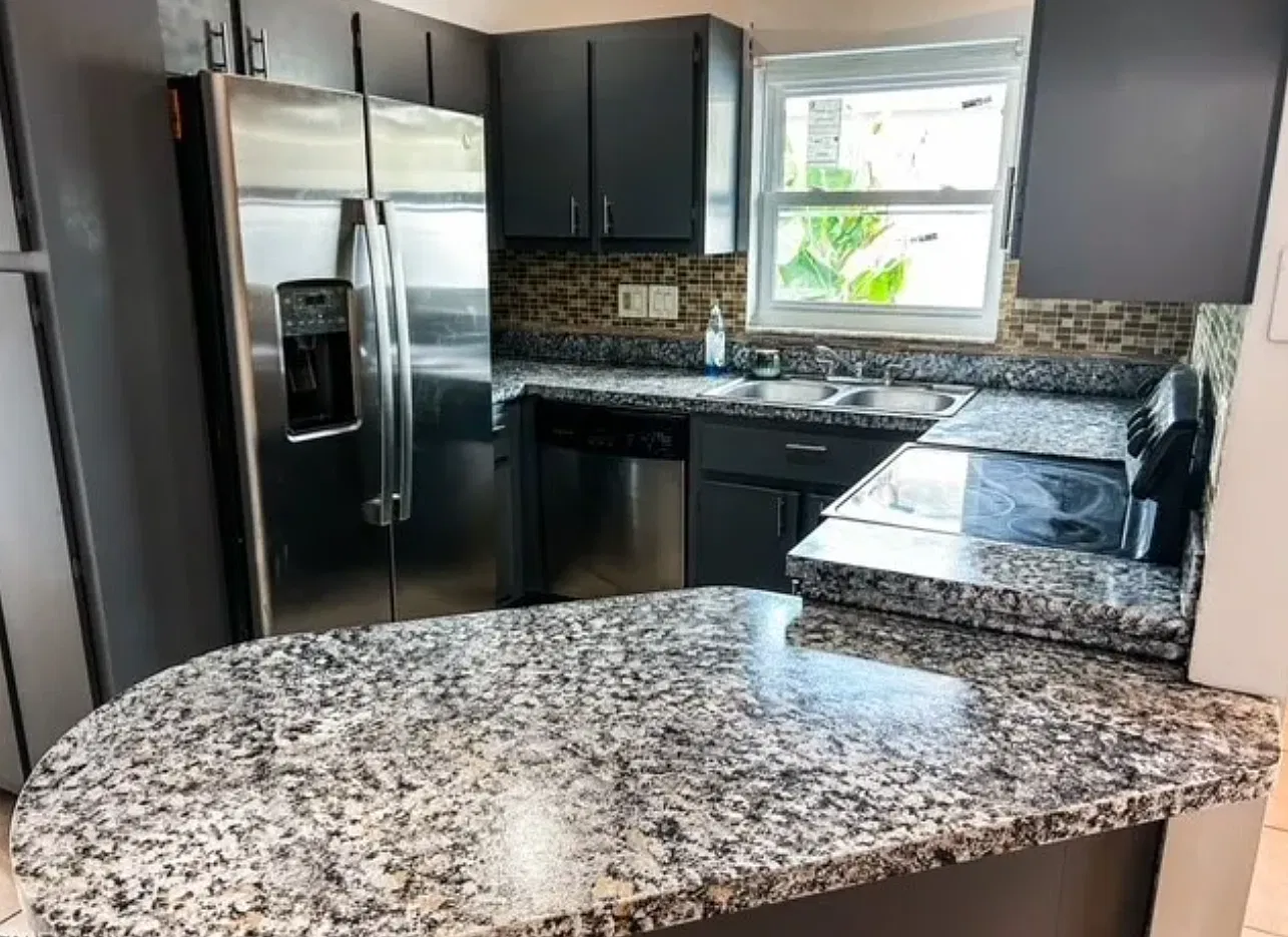 2 bed, 1200 sqft, $1,799 — Photo 3