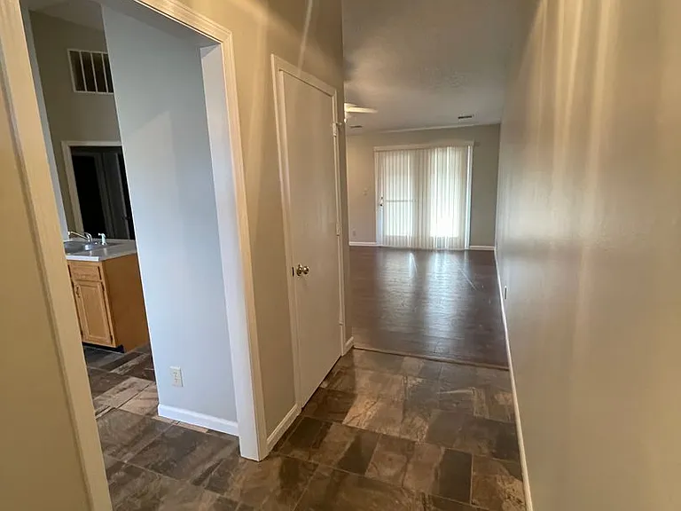 2016-2018 Cliburn Road--TBROS — Photo 3