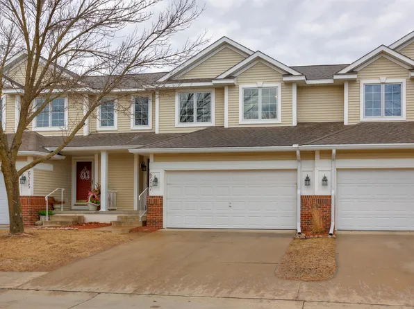 6517 Barton Ct, Johnston, IA 50131