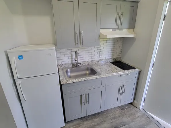 6041 SW 18th St APT 2, Miramar, FL 33023