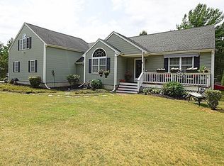 9 Sarahbeth Ln, Wareham, MA 02571