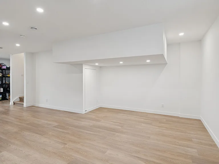 226 Dawson Way — Photo 18