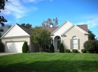 3510 Hidden Forest Ct, Orion, MI 48359