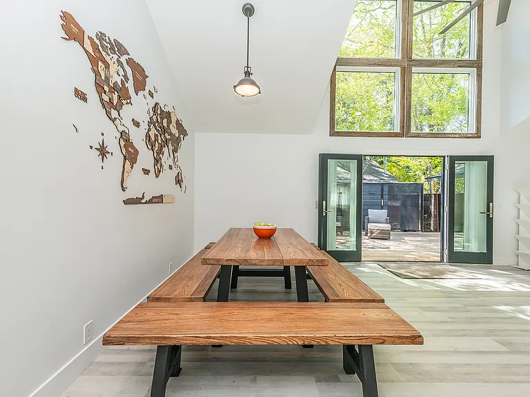 Dining nook with custom lighting