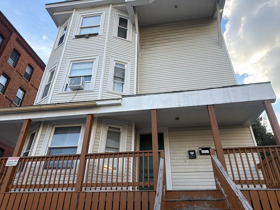 4 Preston St #2