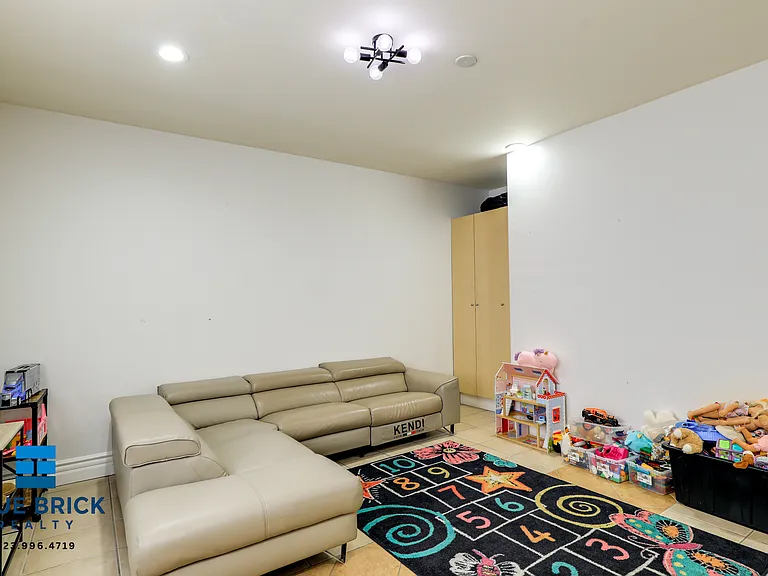 5230 Teesdale Ave — Photo 42