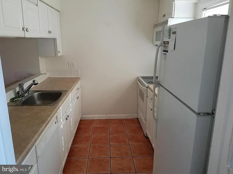 14430 Turin Ln — Photo 2