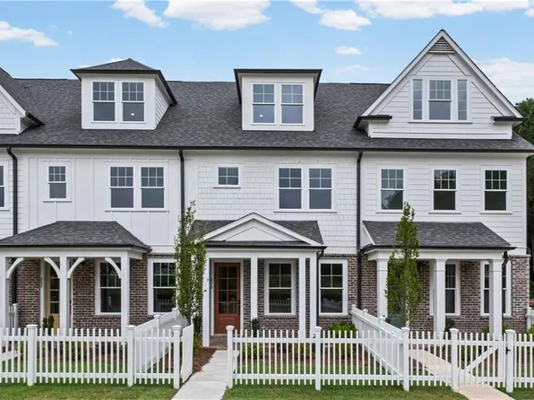 236 Village Overlook #L3, Canton, GA 30114