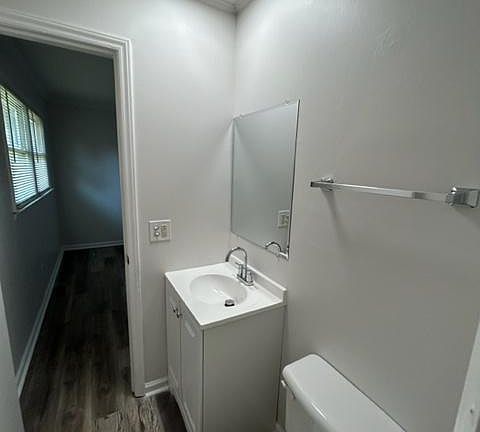 3rd image of 4020 Menfreya Ct