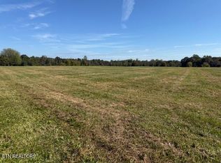 401 Smith Rd, Crossville, TN 38571