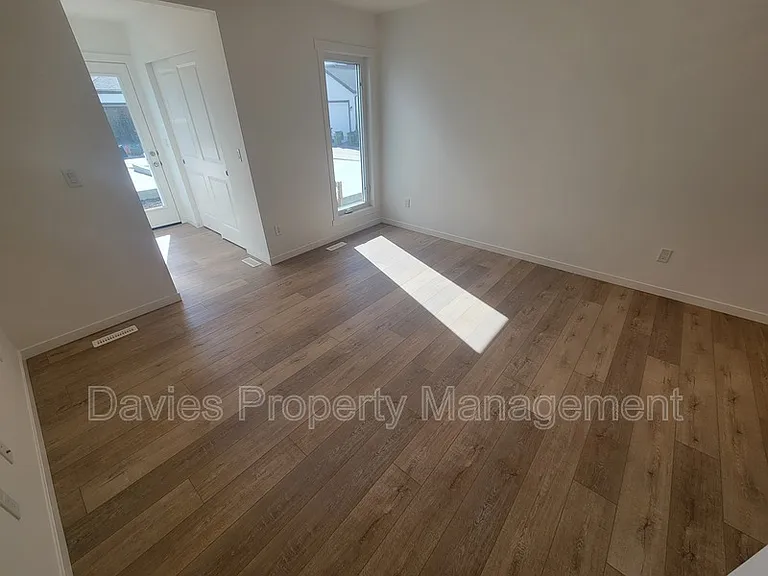2023 210th St NW #MAIN — Photo 6