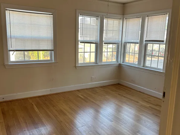 8 Pinecrest Ct APT A, Columbia, SC 29204