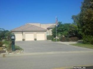 3609 SW Kings Forest Rd, Topeka, KS 66610