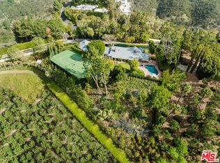 1237 Bel Air Rd, Los Angeles, CA 90077