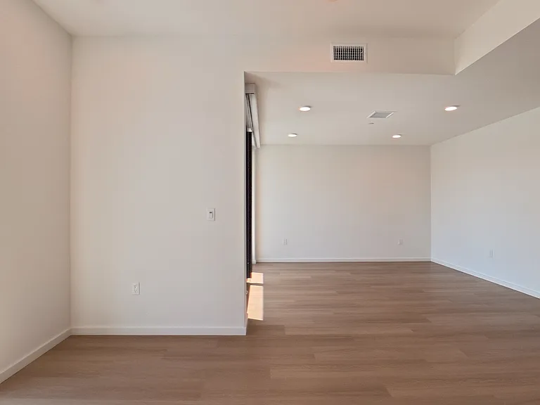 5119 Colfax Ave #202 — Photo 11
