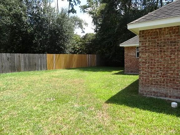 5th image of 10530 Twin Oak Dr