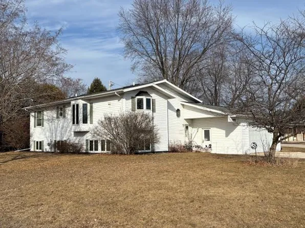 342 S 15th Ct, Sturgeon Bay, WI 54235