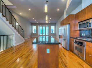 960 Patterson St, Houston, TX 77007