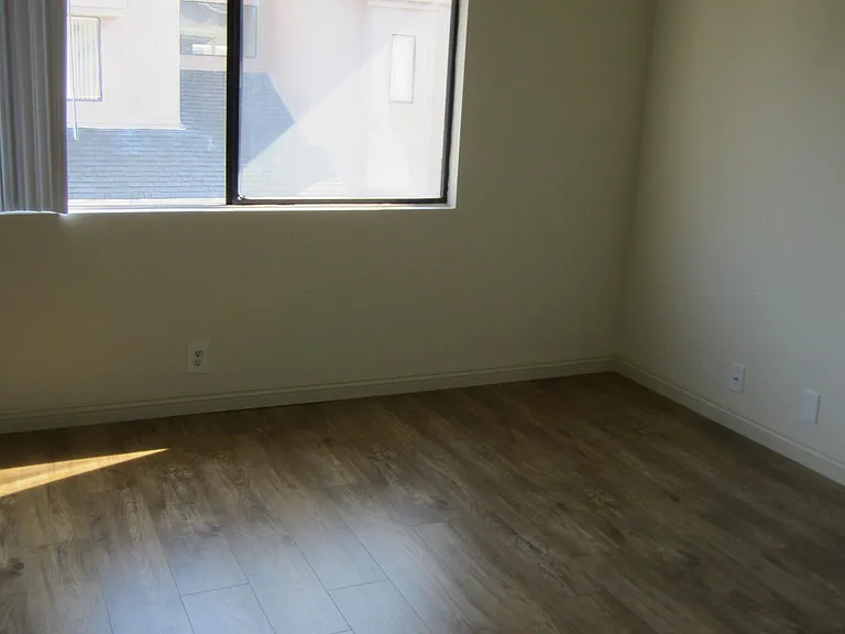 4355 Nobel Dr #72 — Photo 23