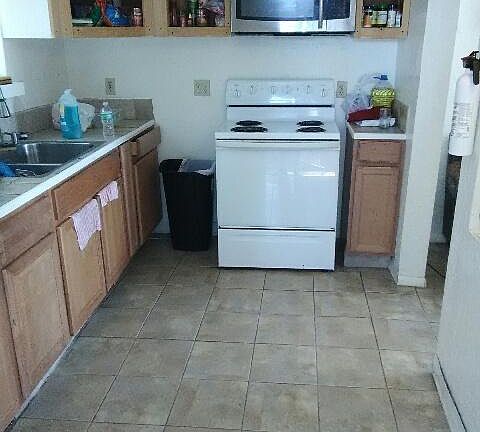 3rd image of 246 W Hess Ave