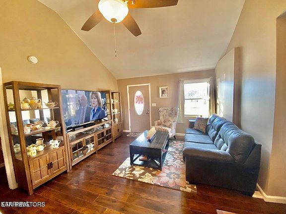 2nd image of 32 Rhodendron Cir Lot 15