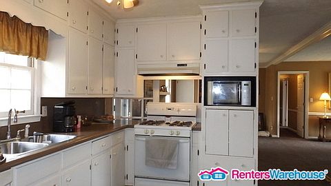 3rd image of 2748 Odum St