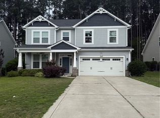 91 Timber Skip Dr, Spring Lake, NC 28390