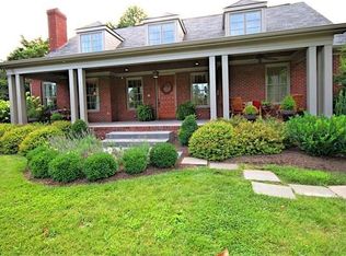 513 Clinton Rd, Lexington, KY 40502