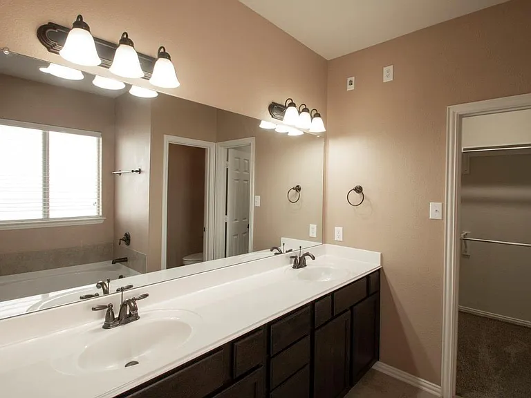 417 Hackberry Dr — Photo 20