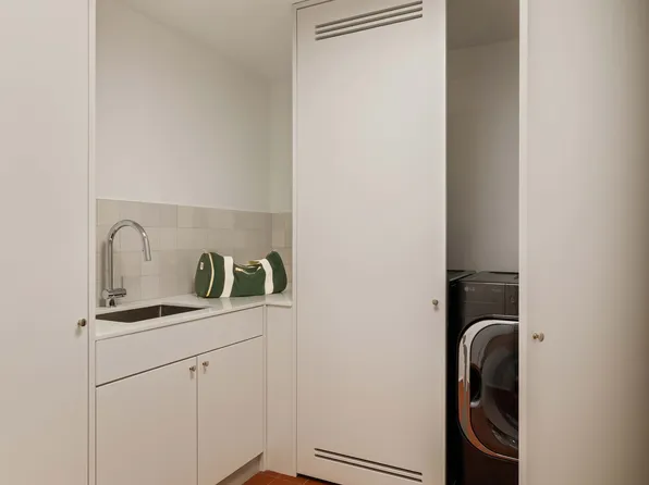 83 Thompson Street image 19 of 26