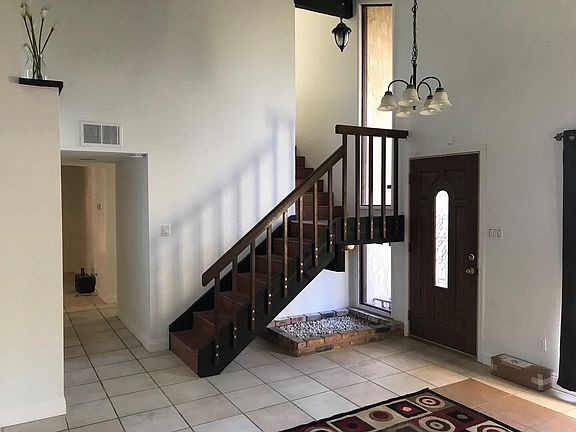 4th image of 4854 Ocana Ave