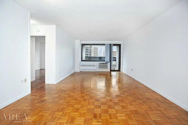 Rented by Area New York | media 13