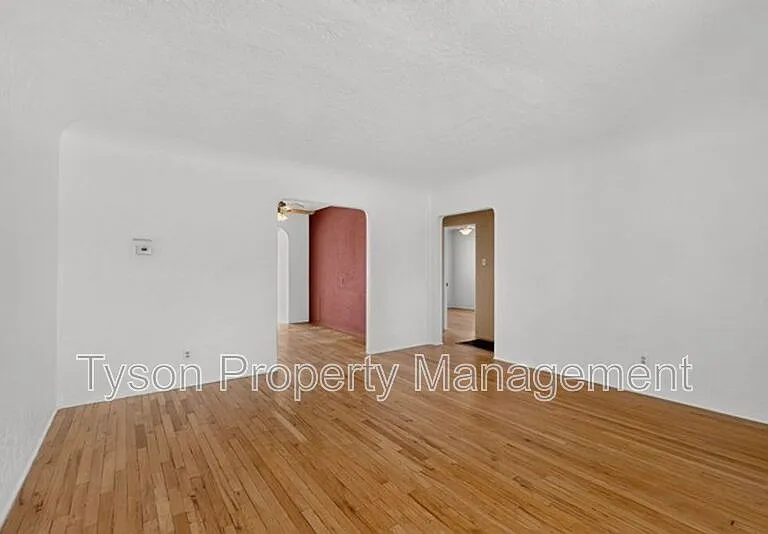 310 Truman St NE — Photo 5