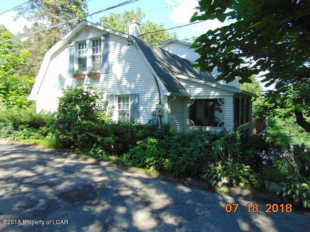 2nd image of 548 Kitchen Ln