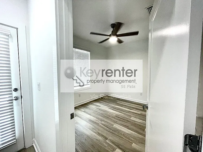2703 N 24th St #1 — Photo 11