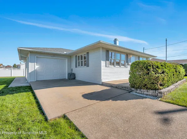 106 Billy Ln, Taylor, PA 18517