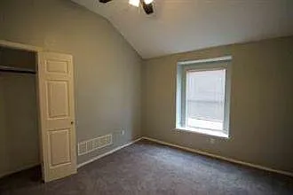 2932 Dover Dr — Photo 20