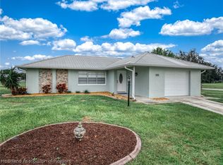 325 Maple Ln, Sebring, FL 33876