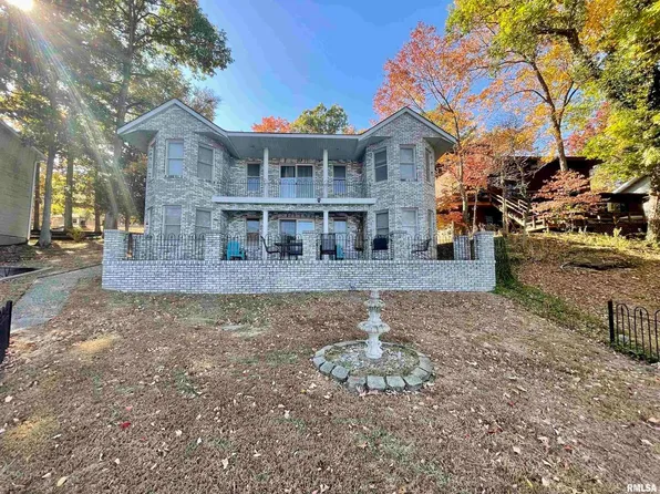 175 Oak Cir, Goreville, IL 62939