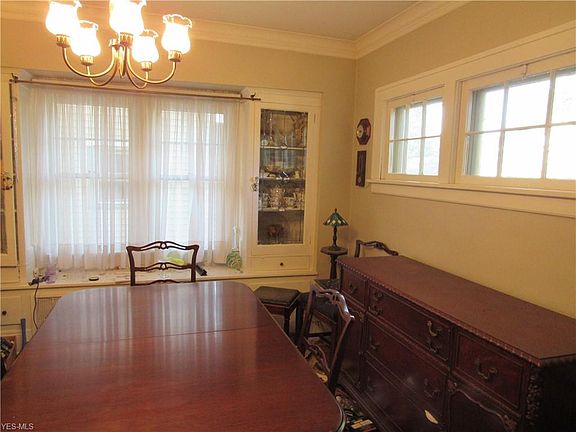 5th image of 17702 Archdale Ave