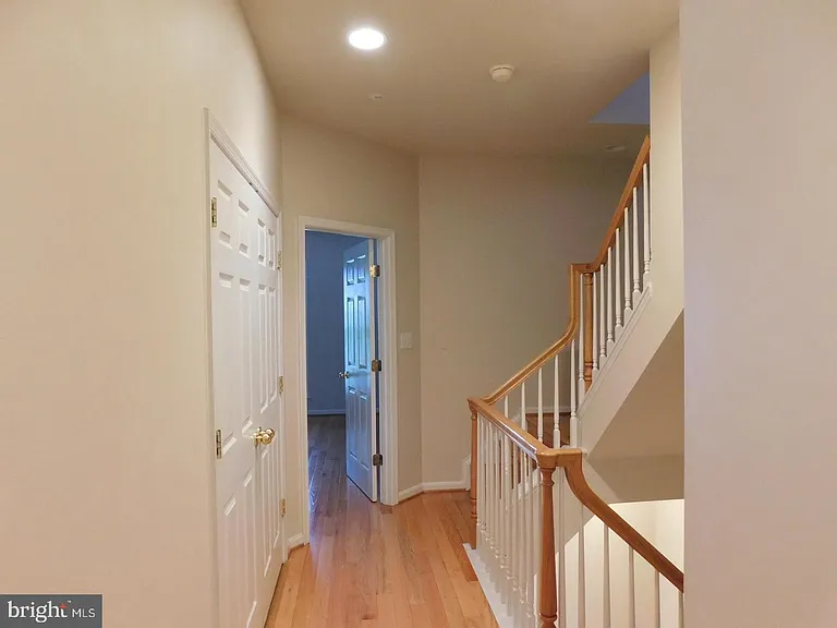 724 Ridgemont Ave — Photo 12