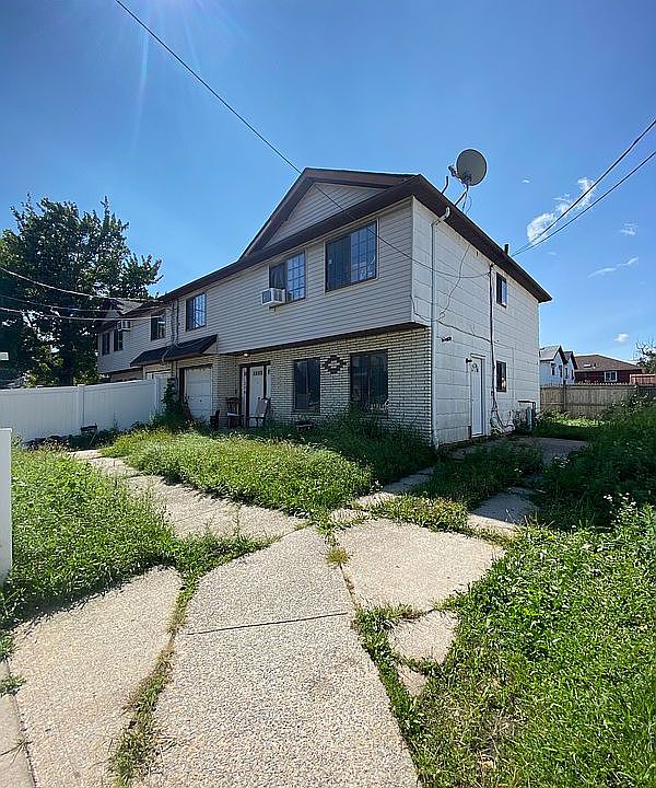 1st image of 278 Van Pelt Ave