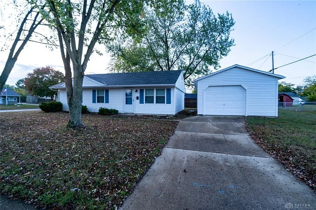 1109 Burket Ave photo 1